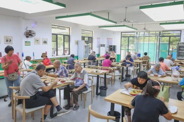 资本E家 社区食堂的“羊毛”，薅不了几天啦
